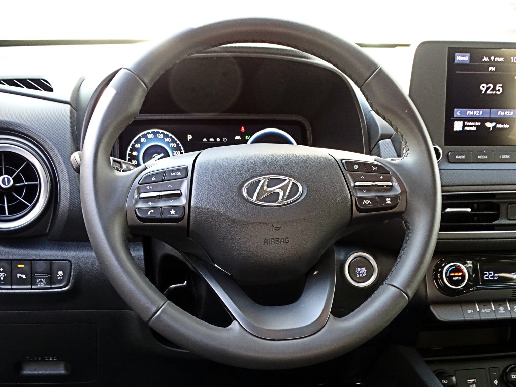 Hyundai Kona  año 2023