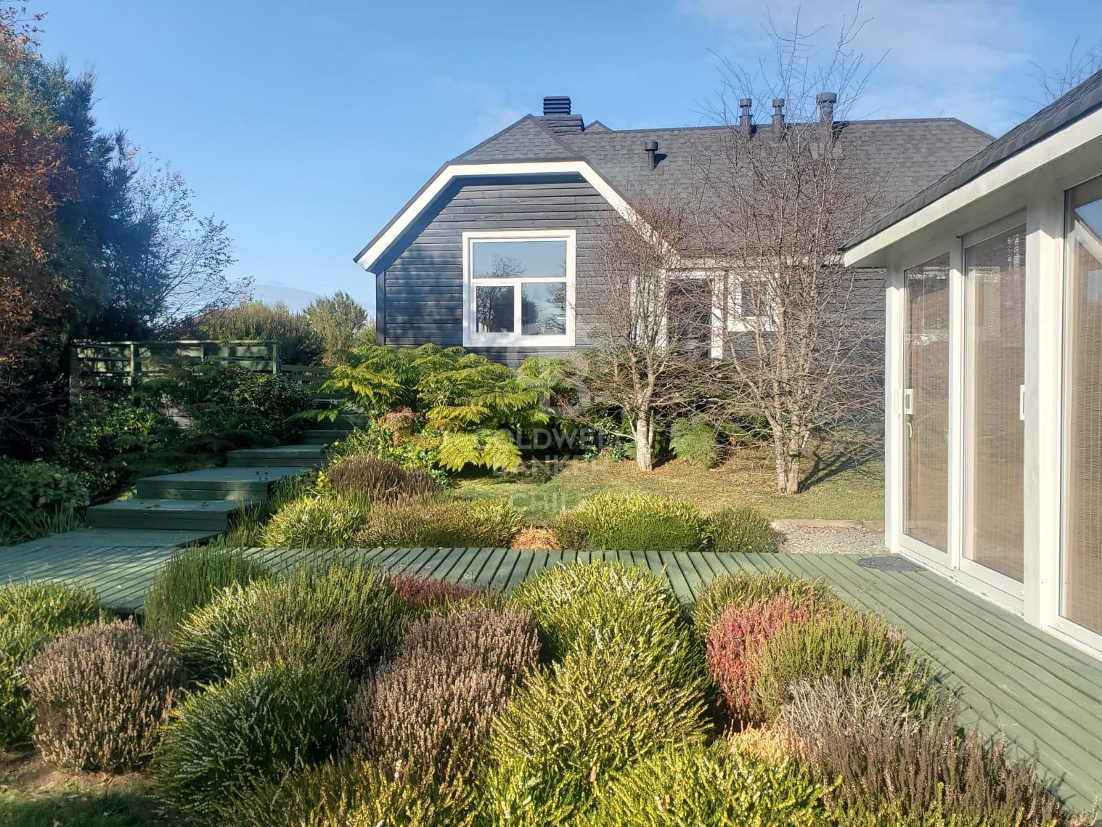 Casa en Venta en Frutillar 6 dormitorios 6 baños